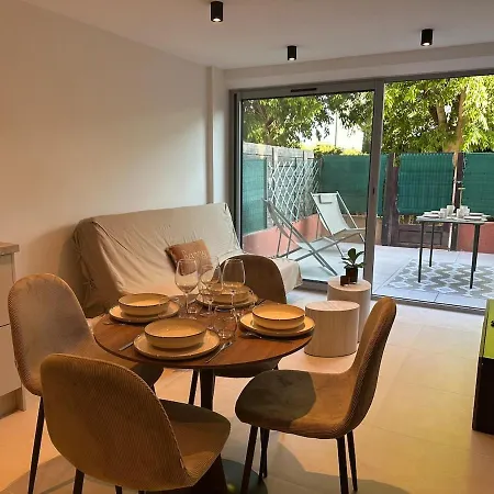Apartment Stylish Apartment Le Lavandou